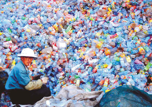 Plastic Bottles in China for recycle 