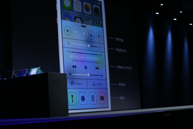 7 iOS 7 Features Every Apple User Need To Know