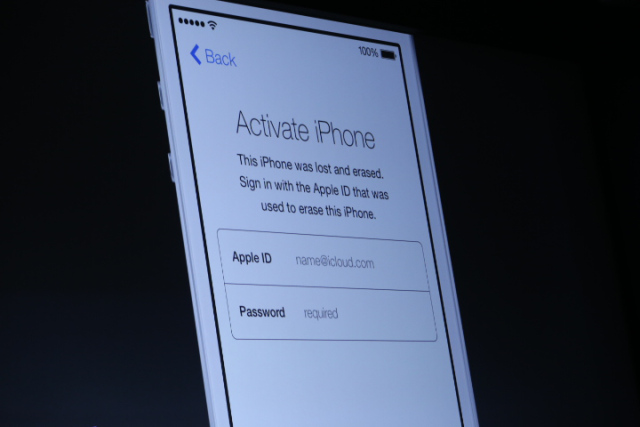 New activation feature in iOS 7