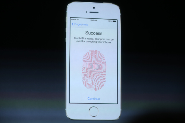 iPhone 5C fingerprint feature with home button