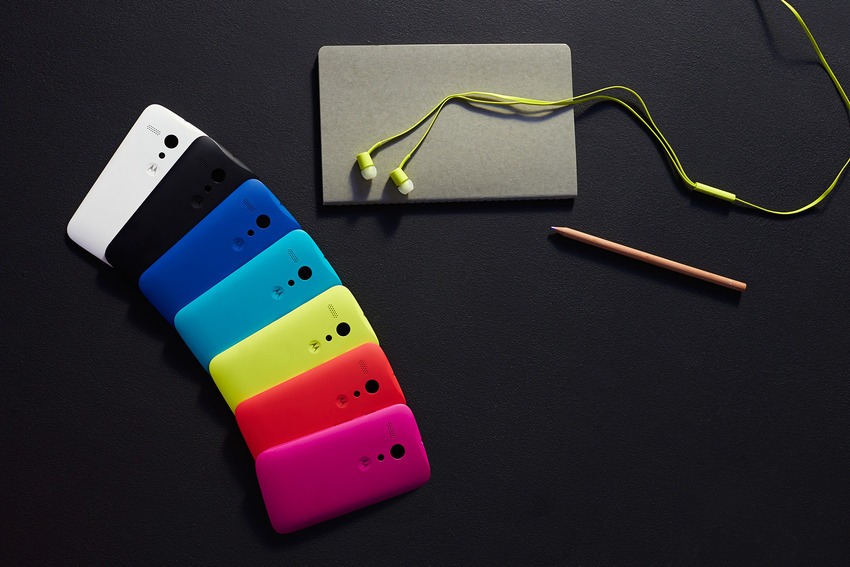 Moto G in different colors